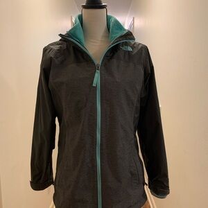 The north face fleece line zip up hoodie with pockets. Girls sz  18.